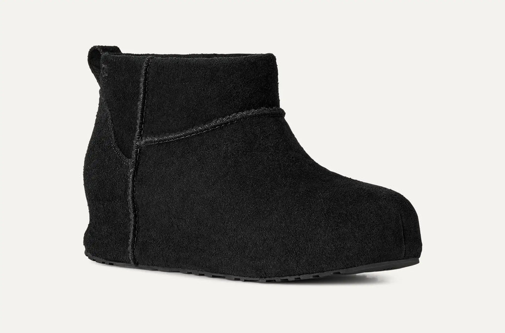 UGG Women's Classic Mini Enwrap Boots in Black