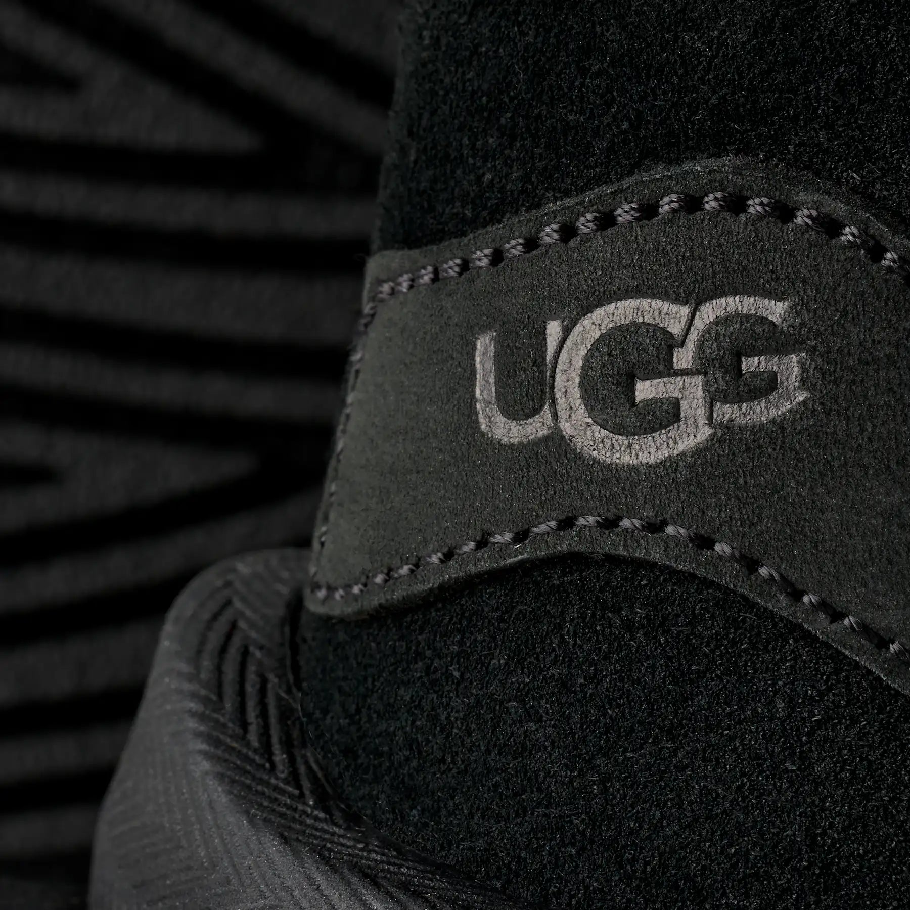 UGG Women's Classic Distort Boots in Black