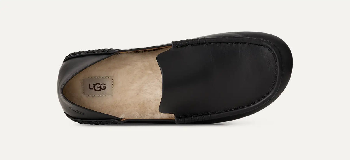 UGG Eldrie Women's Moccasins in Black Leather