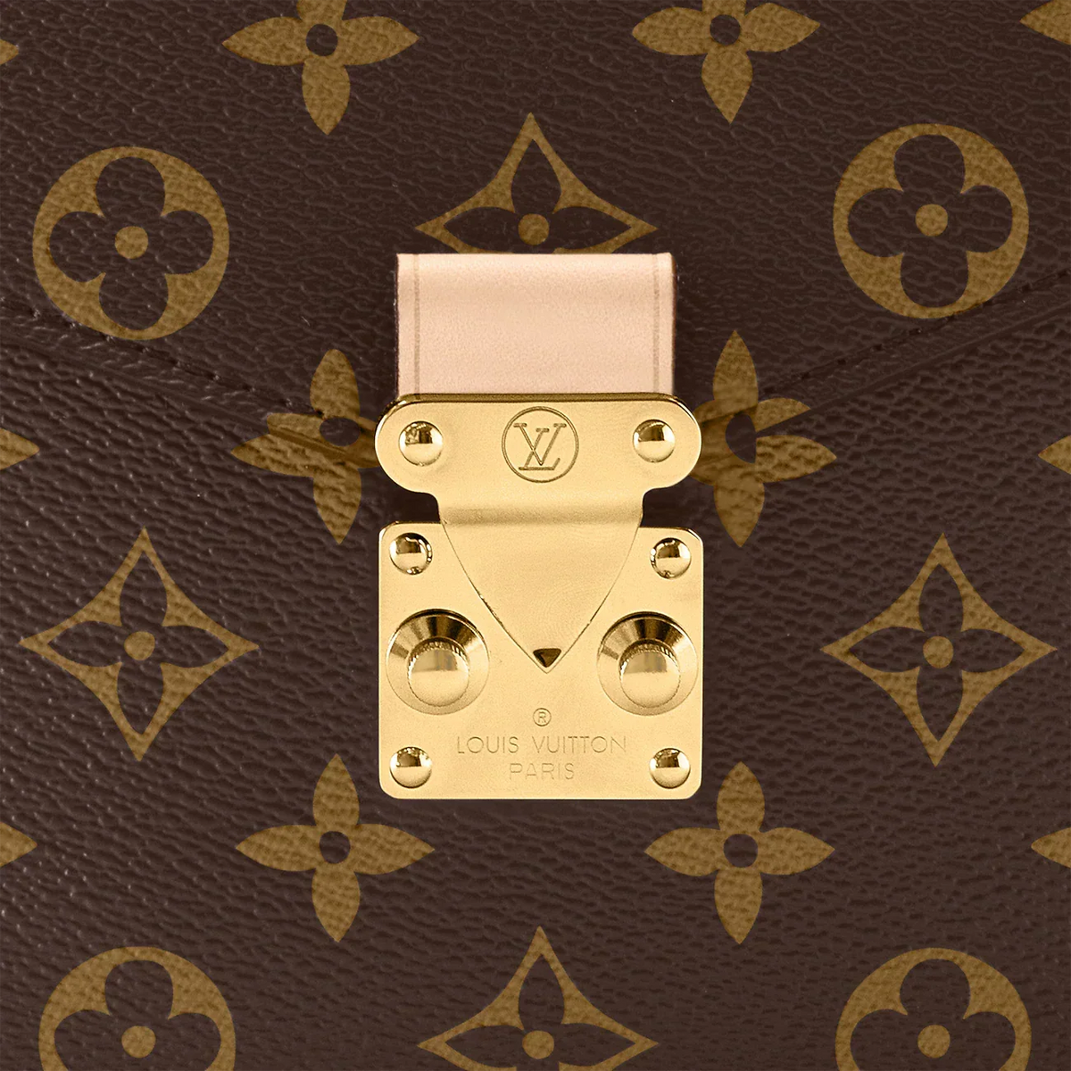 Metis clutch bag
