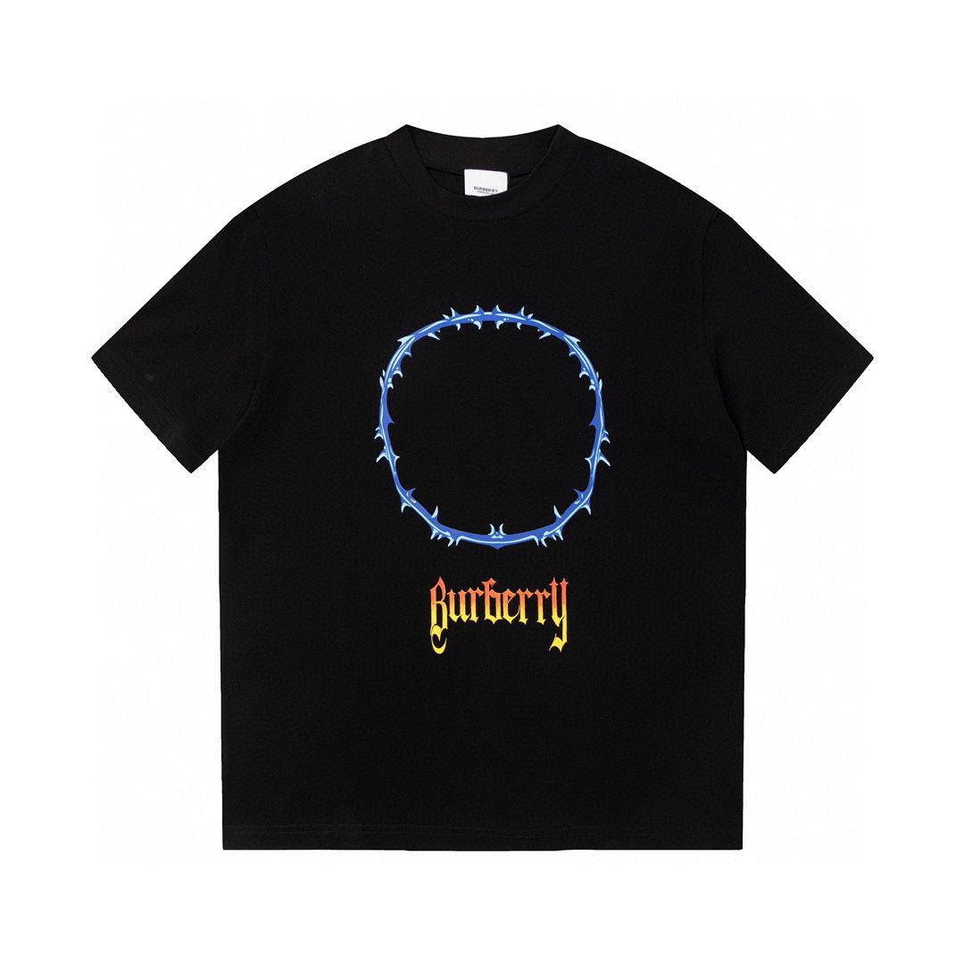 T-SHIRT-BURBERRY – Accessorio premium elegante
