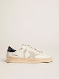 Stardan con stella in suede grigio ghiaccio e talloncino blu