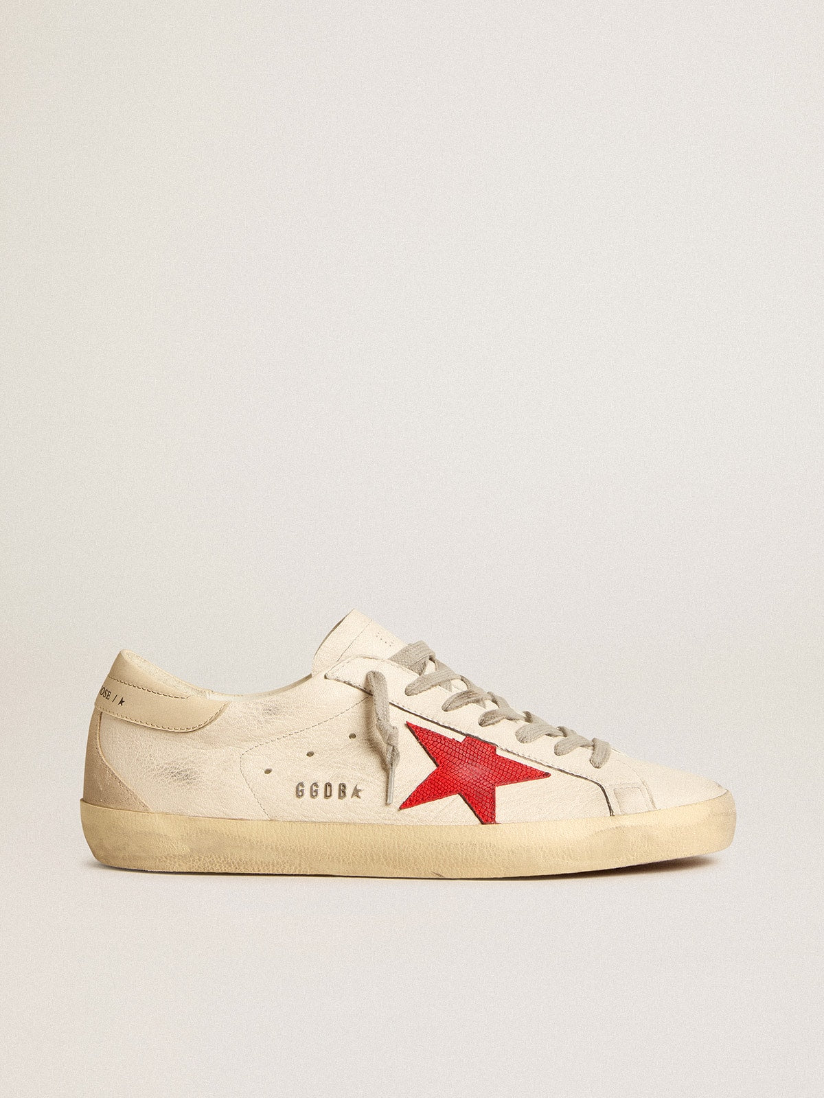 Golden Goose Super-Star Uomo in Nappa con Stella Rossa e Talloncino in Pelle Crema