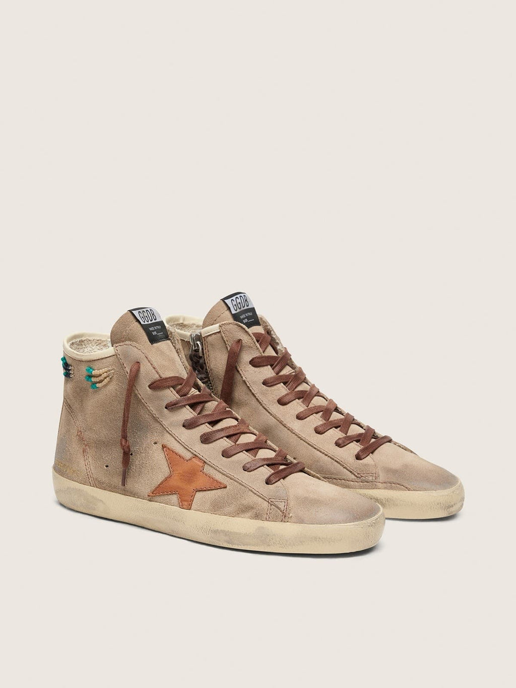 Golden Goose Francy Uomo in Suede Beige con Stella in Pelle Marrone e Perline Colorate Applicate