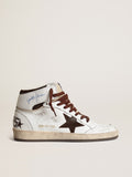 Golden Goose Sky Star Uomo in Nappa Bianca con Stella in Suede Cioccolato