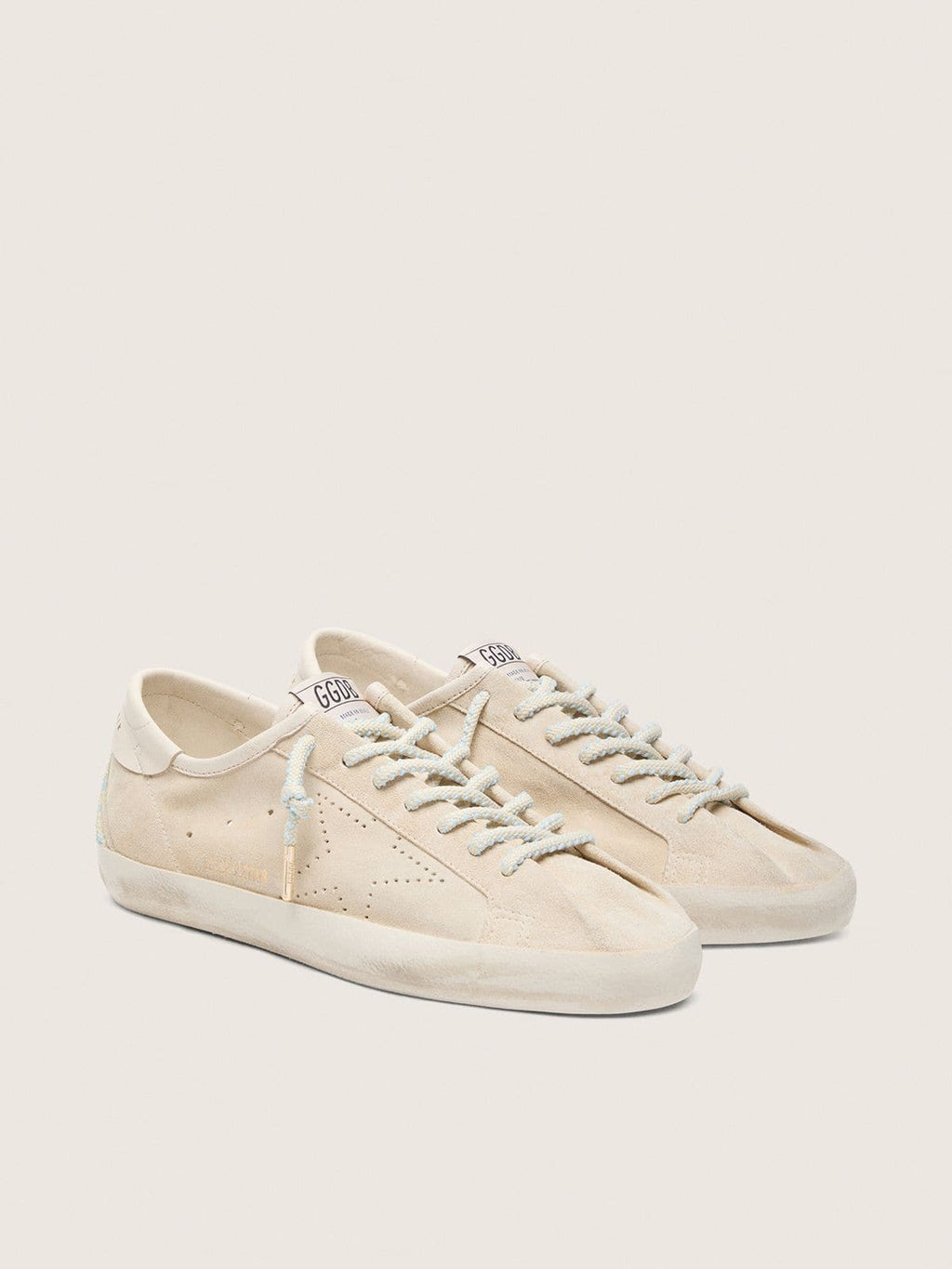 Golden Goose Super-Star Uomo in Suede Crema con Stella Traforata e Inserto con Perline