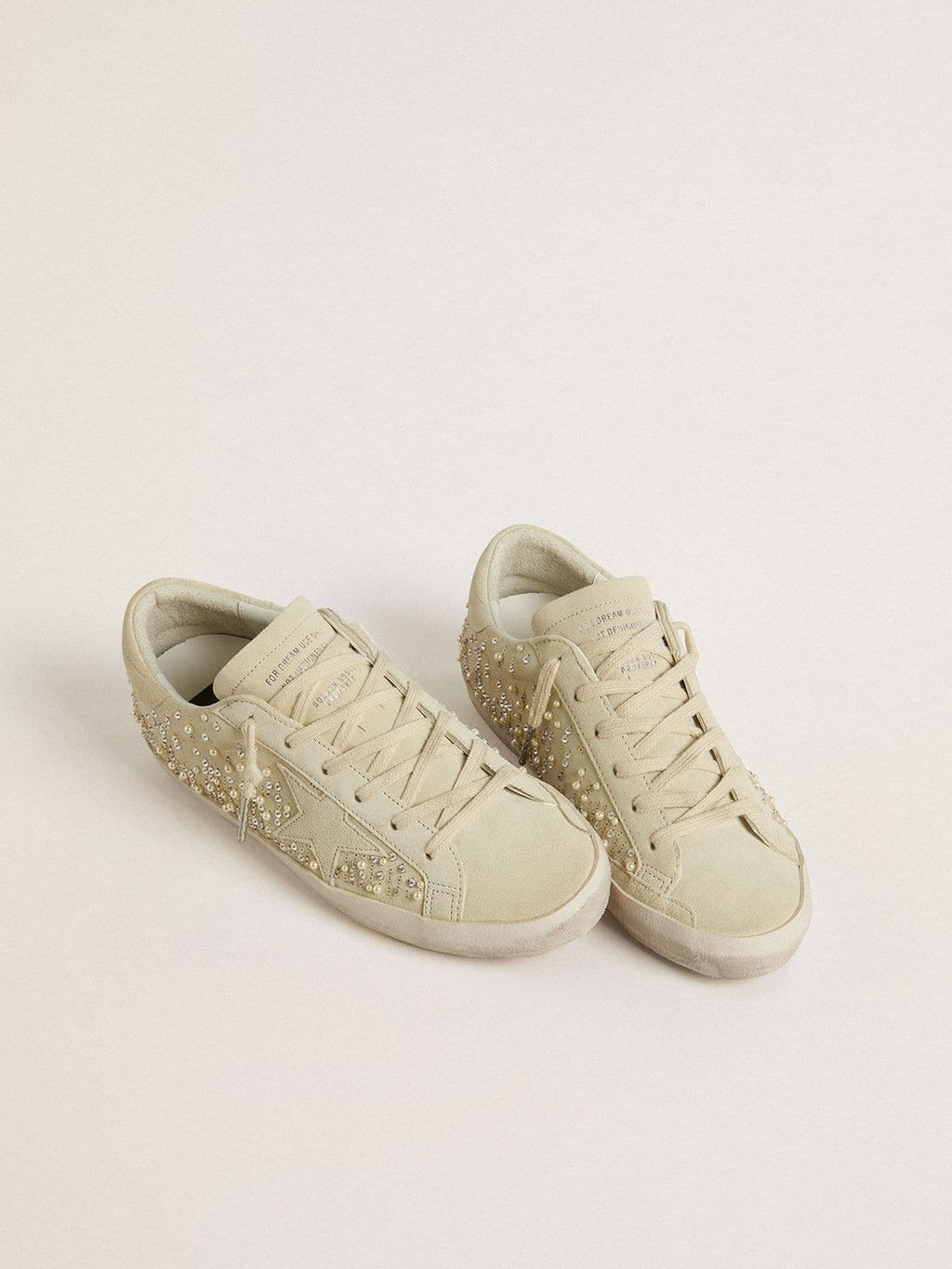 Golden Goose Super-Star Donna in Suede Beige con Perle e Cristalli Swarovski