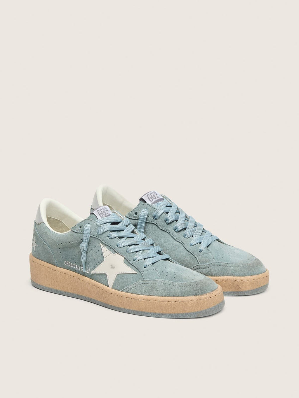 Golden Goose Ball Star Donna in Suede Azzurro Chiaro con Stella Bianca