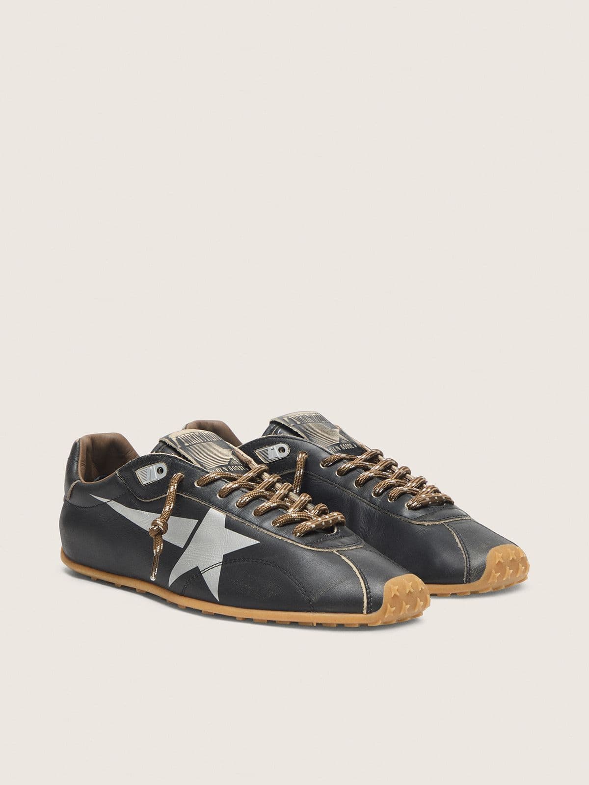 Golden Goose Marathon Speed Donna con Tomaia in Pelle Nera e Stella Argento