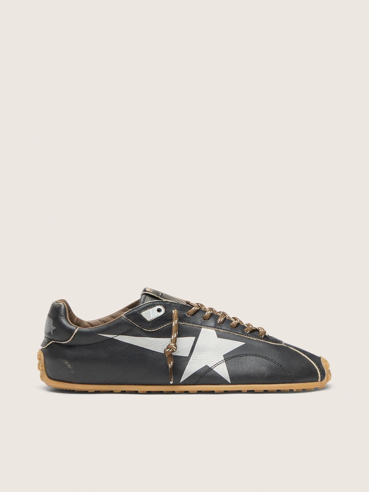 Golden Goose Marathon Speed Donna con Tomaia in Pelle Nera e Stella Argento