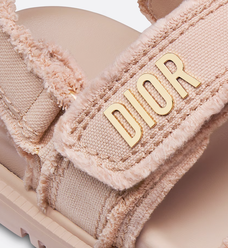 Dioract sandal