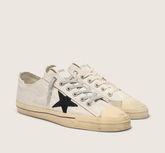 V-Star con stella in suede nero e scritta ricamata