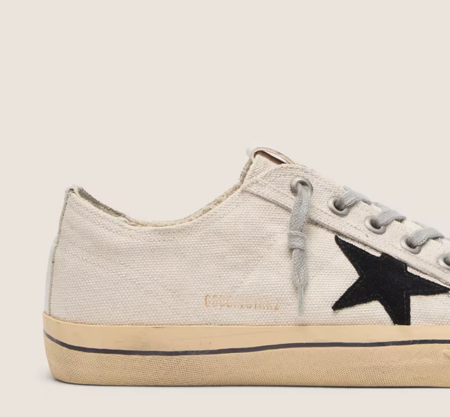 V-Star con stella in suede nero e scritta ricamata