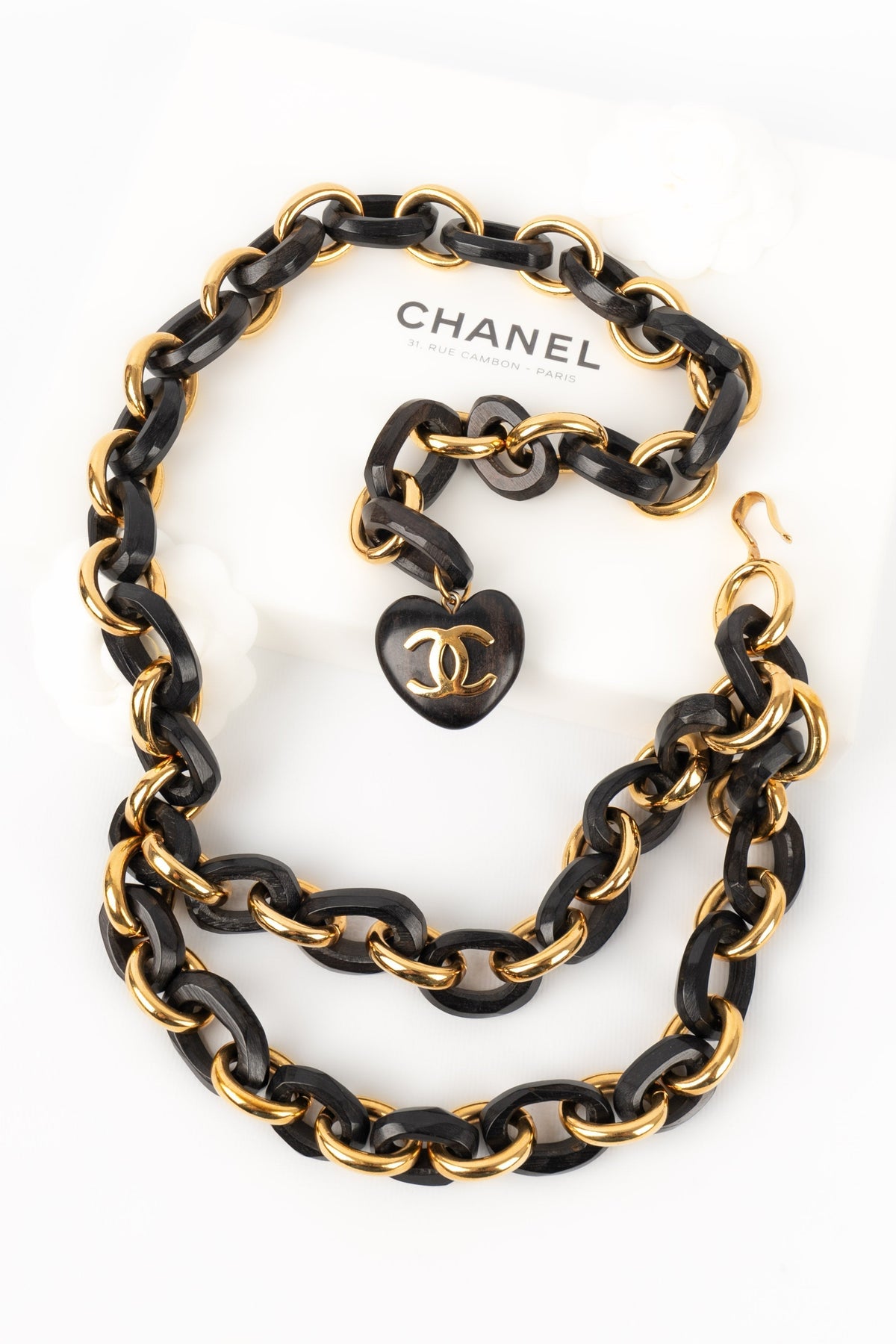 Ceinture en bois Chanel 1992 – Accessorio premium elegante