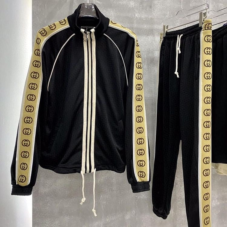 Ensemble Gucci