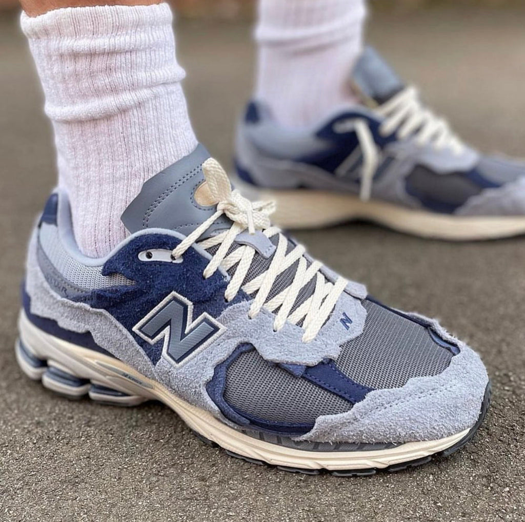 New Balance 2002R