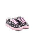 Sneakers per bambina Monnalisa x Barbie nero con stampa logo rosa e dettagli glitter