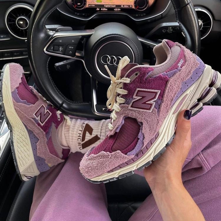 New Balance 2002R