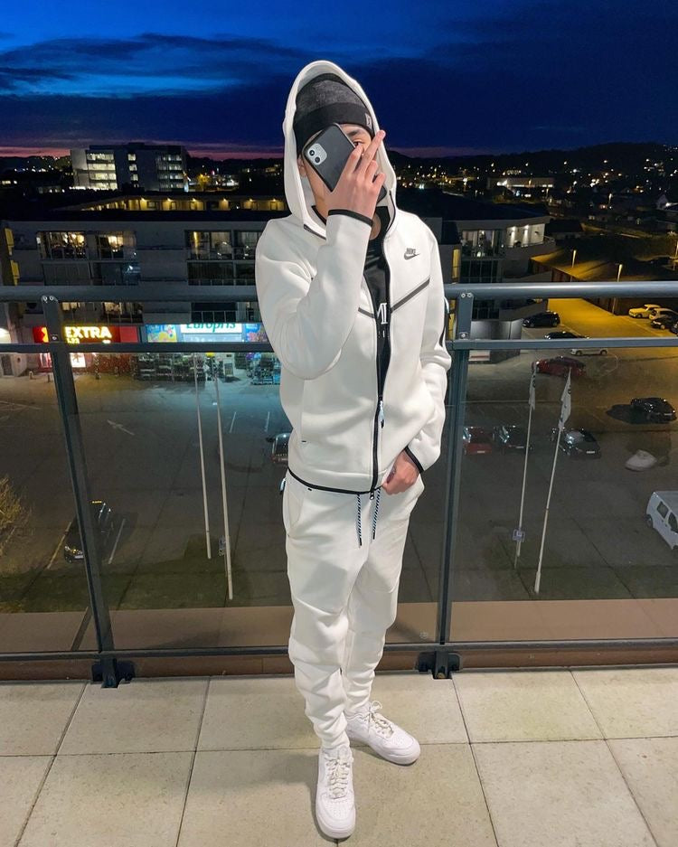 Ensemble Nike Tech Fleece
