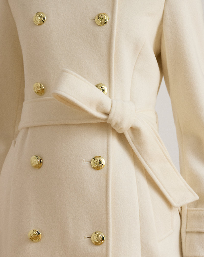 Cappotto con collo a imbuto e cintura — Panna Moda