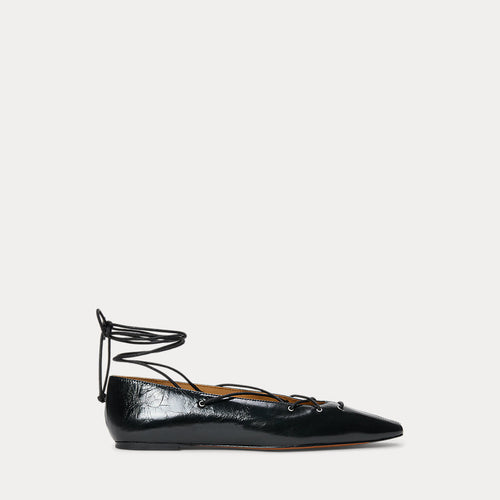Ballerine a punta in pelle con lacci — Nero